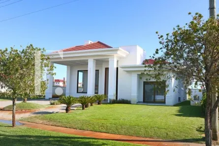 Casa de Condomínio com 4 Quartos à venda, 252m² no , Xangri-Lá