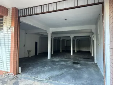 Galpão/Depósito/Armazém para venda ou aluguel, 800m² no Sarandi, Porto Alegre