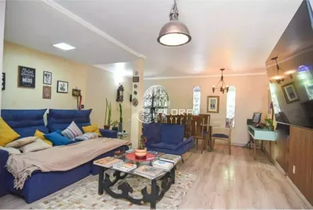 Casa com 3 Quartos à venda, 250m² no Piratininga, Niterói