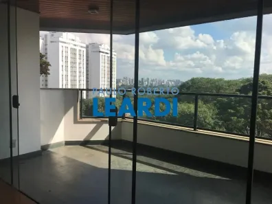 Apartamento com 3 Quartos à venda, 253m² no Vila Madalena, São Paulo