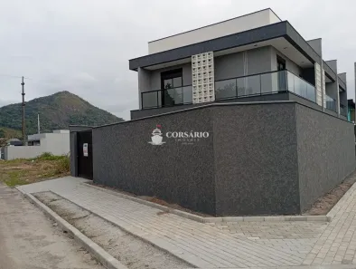 Casa com 2 Quartos à venda, 121m² no Centro, Matinhos