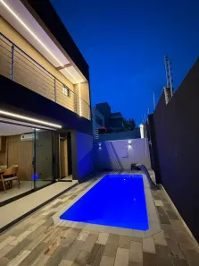 Casa de Condomínio com 3 Quartos à venda, 220m² no Conjunto Habitacional Alexandre Urbanas, Londrina