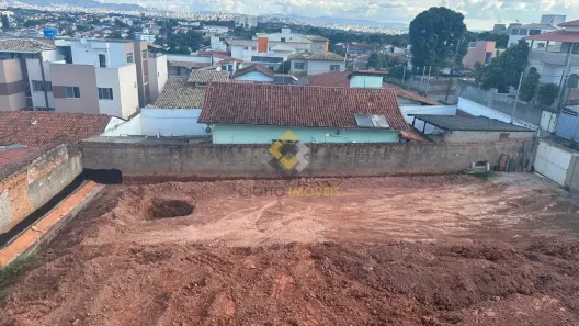 Lote/Terreno à venda, 360m² no Jardim Leblon, Belo Horizonte