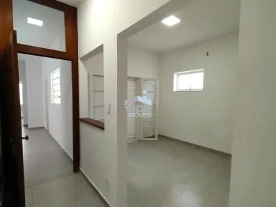 Casa com 3 Quartos para alugar, 210m² no Cambuí, Campinas