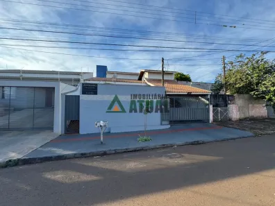 Casa com 3 Quartos à venda, 272m² no Califórnia, Londrina