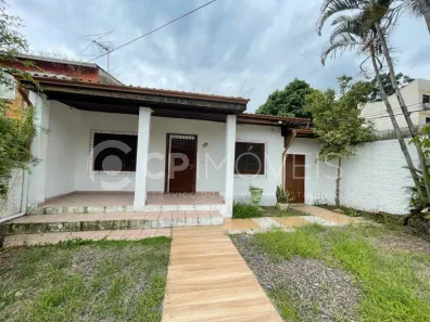 Casa com 2 Quartos para alugar, 156m² no Passo da Areia, Porto Alegre