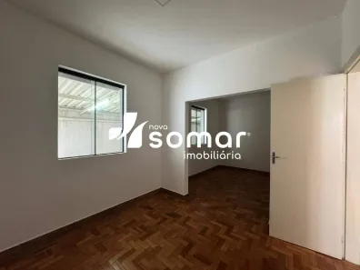com 2 Quartos para alugar, 80m² no Centro, Divinópolis