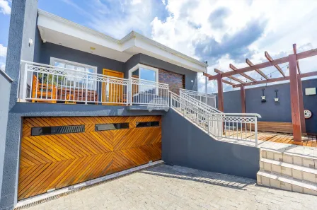 Casa com 3 Quartos à venda, 111m² no Tindiquera, Araucária