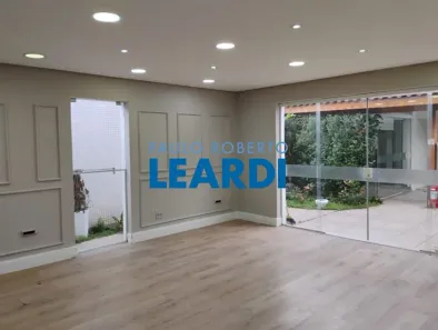 Ponto Comercial à venda, 65m² no Vila Regente Feijó, São Paulo
