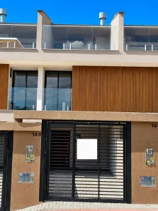 Casa com 3 Quartos à venda, 139m² no Bom Retiro, Joinville