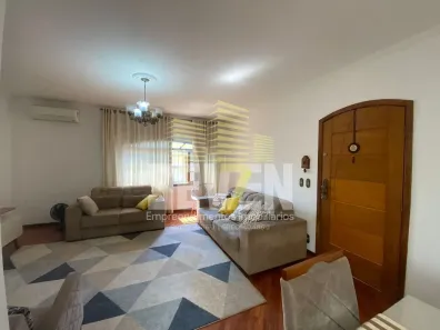 Casa com 4 Quartos à venda, 237m² no Jardim Cruzeiro do Sul, Bauru