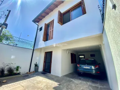 Casa com 5 Quartos à venda, 234m² no Menino Deus, Porto Alegre