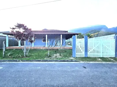 Casa com 2 Quartos para alugar, 180m² no Zungú, Angra dos Reis