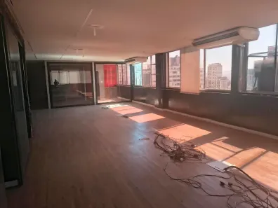 Sala Comercial com 6 Quartos para venda ou aluguel, 220m² no República, São Paulo