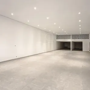 Imóvel Comercial para alugar, 295m² no Centro, Marília