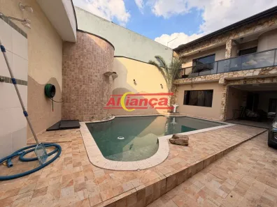 Sobrado com 4 Quartos à venda, 300m² no Jardim Normandia, Guarulhos
