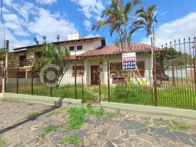 Casa com 3 Quartos à venda, 271m² no Jardim Itu, Porto Alegre