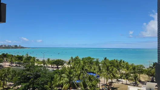 Apartamento com 2 Quartos para alugar, 75m² no Pajuçara, Maceió