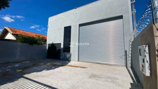 Galpão/Depósito/Armazém para alugar, 231m² no Vila São Vicente, Uberaba