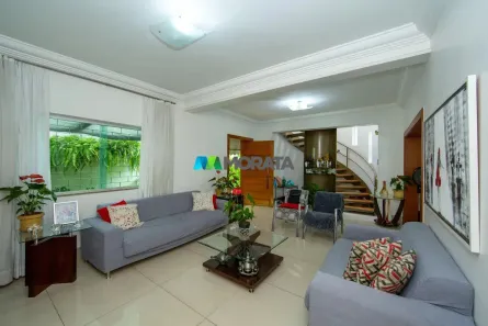Casa com 5 Quartos à venda, 400m² no Prado, Belo Horizonte