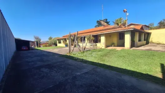 Fazenda/Sítio com 3 Quartos à venda, 282m² no Dois Córregos, Piracicaba