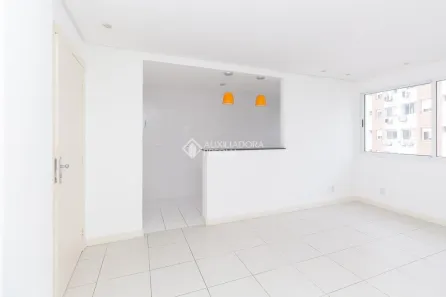Apartamento com 3 Quartos para alugar, 69m² no Vila Ipiranga, Porto Alegre
