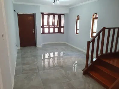 Casa com 3 Quartos para alugar, 200m² no Santana, São Paulo