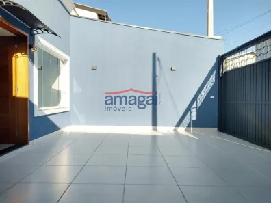 Casa com 3 Quartos para alugar, 110m² no Loteamento Villa Branca, Jacareí