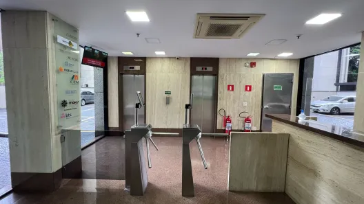 Sala Comercial à venda, 100m² no Cidade Monções, São Paulo
