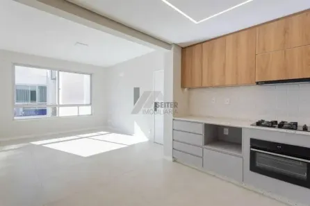 Apartamento com 3 Quartos à venda, 94m² no Centro, Florianópolis