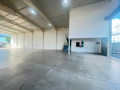 Prédio Residencial para alugar, 928m² no Setor das Nações Extensão, Goiânia