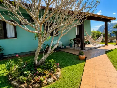 Casa com 3 Quartos à venda, 137m² no Centro, Lindolfo Collor