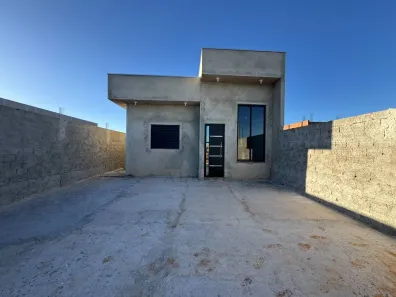 Casa com 2 Quartos à venda, 64m² no Vila Mazzei, Itapetininga
