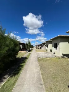 Casa de Condomínio com 2 Quartos à venda, 75m² no Senador Carlos Jereissati, Pacatuba