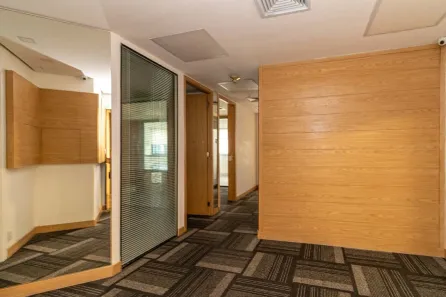 Ponto Comercial para alugar, 98m² no Itaim Bibi, São Paulo