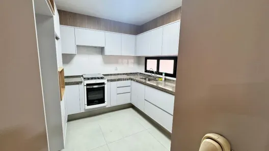 Sobrado com 4 Quartos à venda, 143m² no Vila Nossa Senhora do Carmo, Araraquara