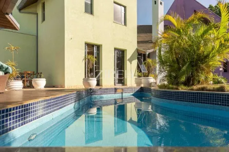 Casa com 4 Quartos à venda, 624m² no Bom Retiro, Curitiba