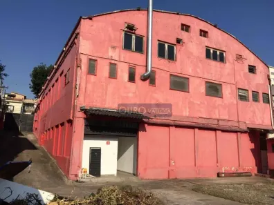 Galpão/Depósito/Armazém à venda, 680m² no Bosque da Saúde, São Paulo