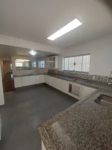 Sobrado com 3 Quartos à venda, 180m² no Jardim Campo Grande, São Paulo