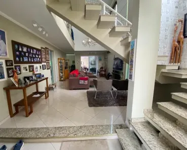 Casa de Condomínio com 3 Quartos à venda, 243m² no Vila Oliveira, Mogi das Cruzes