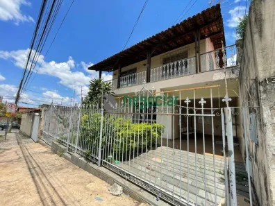 Casa com 5 Quartos à venda, 373m² no Centro, Betim