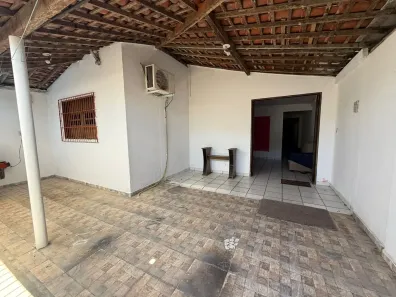 Casa com 5 Quartos à venda, 200m² no Cidade Universitária, Maceió