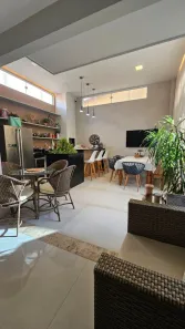 Casa com 4 Quartos à venda, 300m² no Lagoa Nova, Natal