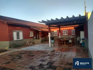 Casa com 3 Quartos à venda, 153m² no Jardim Regina, Itanhaém