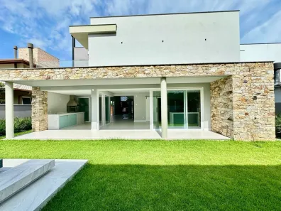 Casa com 4 Quartos à venda, 388m² no Lagoa da Conceição, Florianópolis