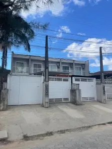 Sobrado com 2 Quartos à venda, 60m² no Floresta, Joinville