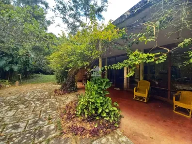 Casa com 8 Quartos à venda, 600m² no Centro, Juiz de Fora