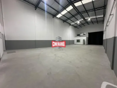 Galpão/Depósito/Armazém para alugar, 300m² no Santo Antônio, São Caetano do Sul