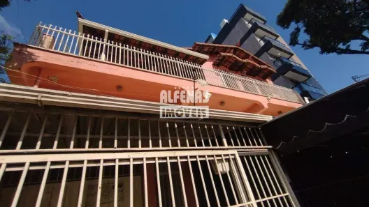Casa com 8 Quartos à venda, 329m² no Inconfidentes, Contagem