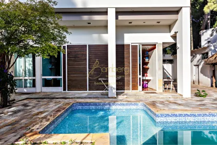 Casa com 5 Quartos à venda, 638m² no Jardim Santa Helena, São Paulo